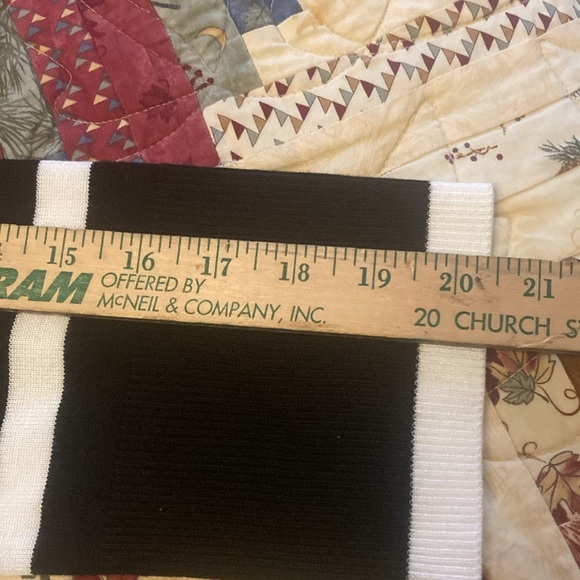 Cable and Gauge mock turtle neck sweater SP black white new - Picture 9 of 10